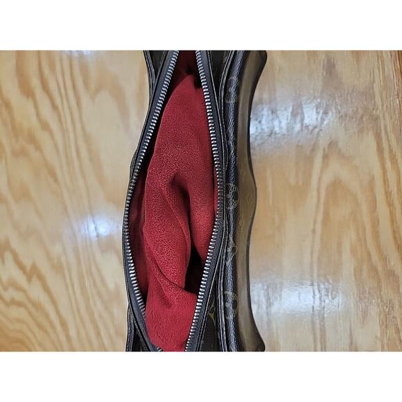 Authentic LOUIS VUITTON Monogram Viva-Cite MM - Picture 15 of 16